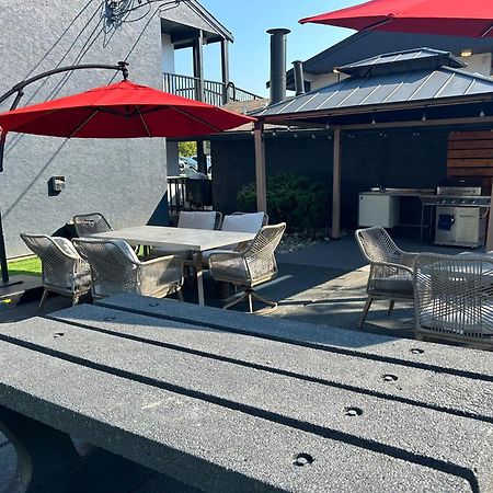 Coast Courtenay Hotel エクステリア 写真