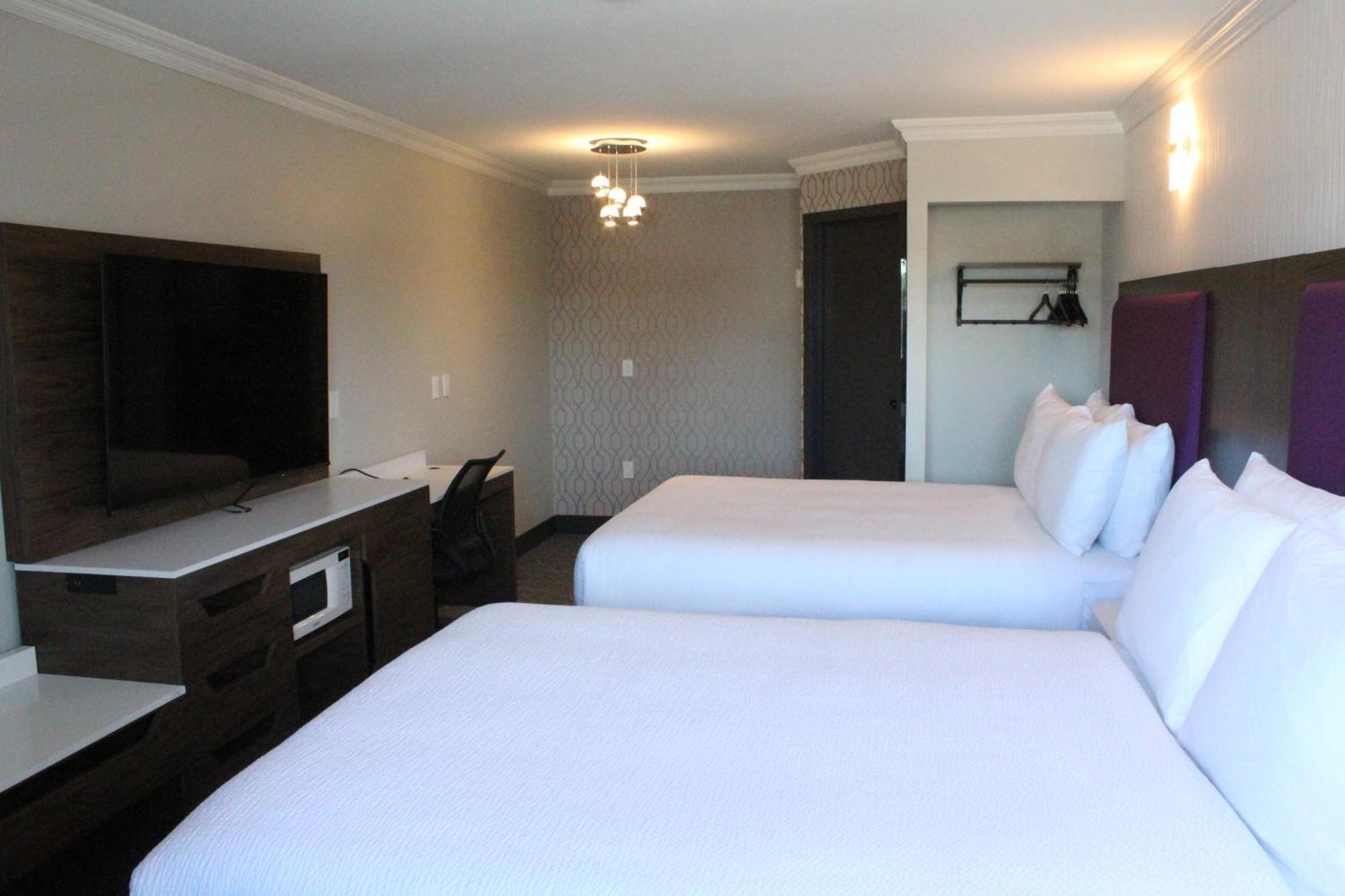 Coast Courtenay Hotel エクステリア 写真