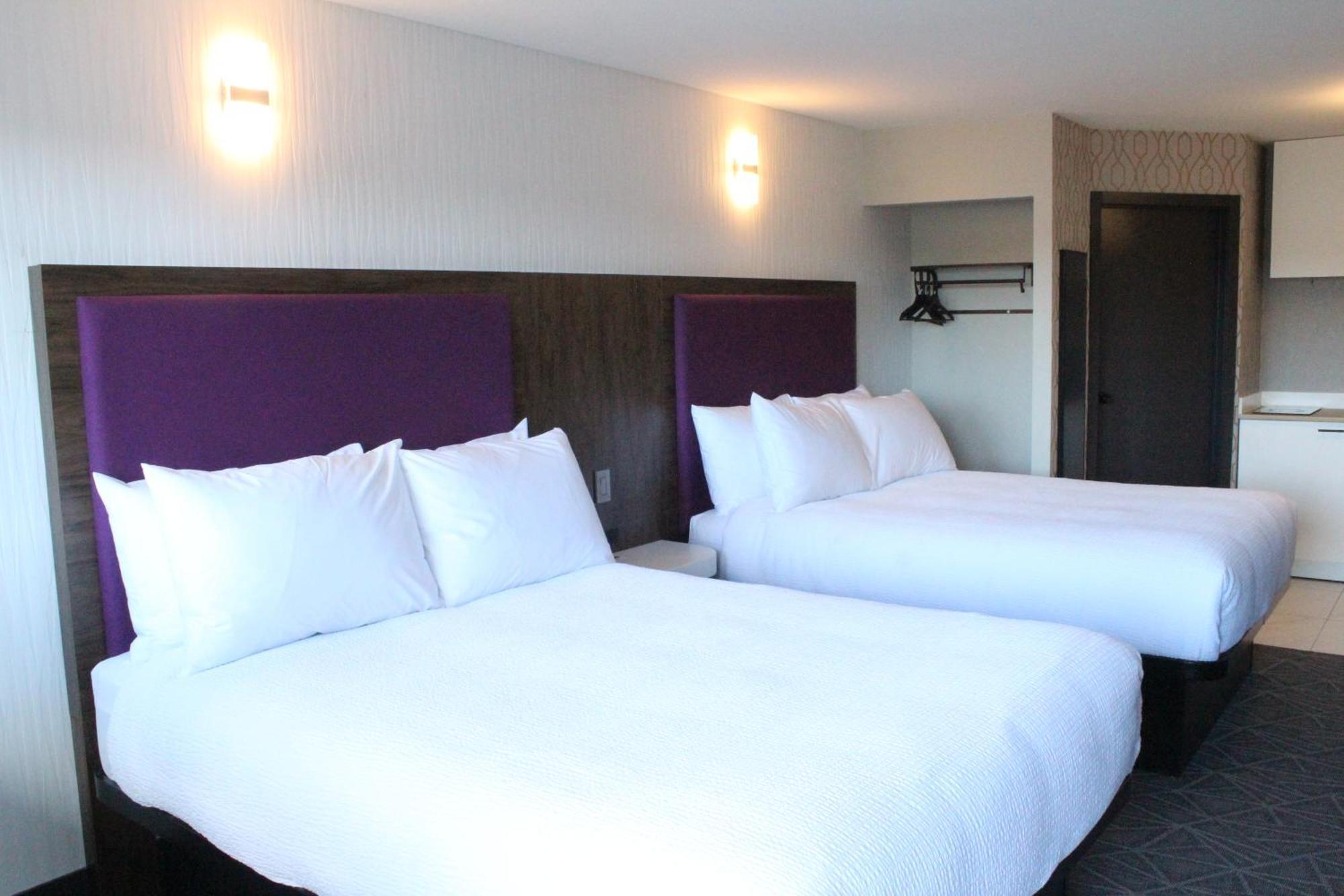 Coast Courtenay Hotel エクステリア 写真