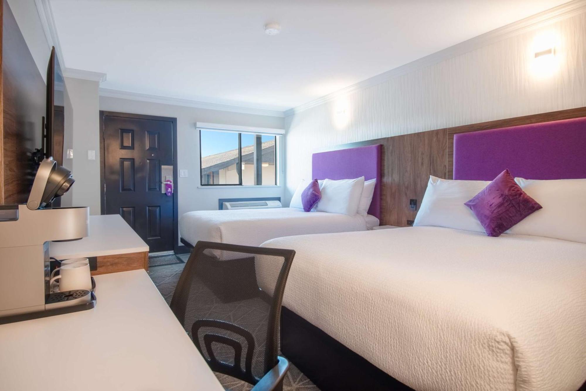 Coast Courtenay Hotel エクステリア 写真